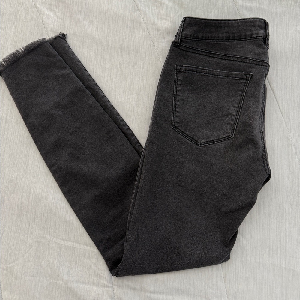 NEW, Refuge, Black Stretch, Distressed Jeans, SZ: 8